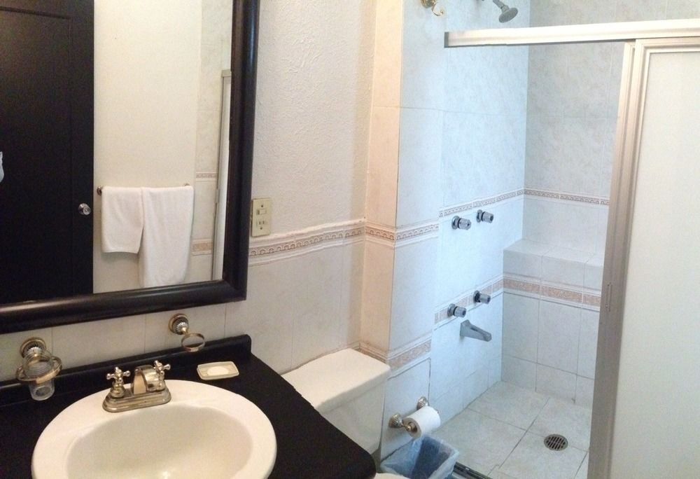 Grupo Kings Suites - Horacio 1525 メキシコシティ エクステリア 写真
